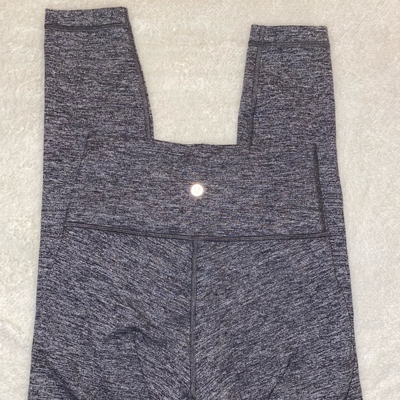 lululemon athletica Pants - Lululemon WunderUnder Size 4